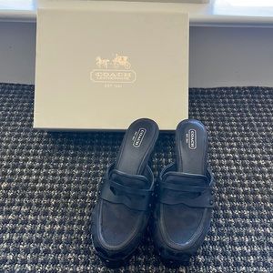 Coach Nalina shoe black size 9 barley worn